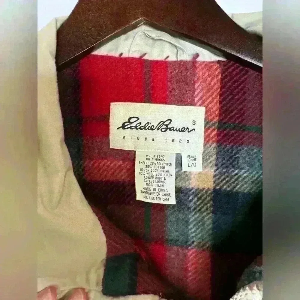 Eddie Bauer Barn jacket size large parka men’s heavyweight cream flannel